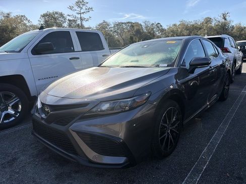 Certified 2024 Toyota Camry SE image 3