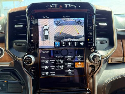 Used 2020 RAM 2500 Limited image 26