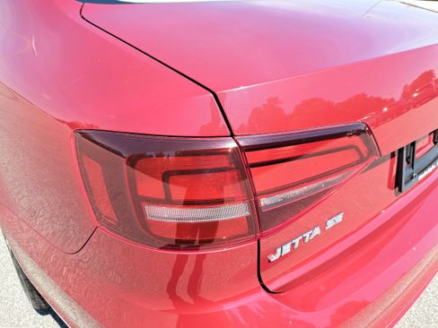 Used 2018 Volkswagen Jetta SE FWD image 31