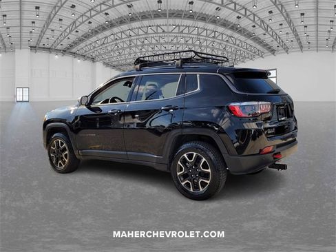 Used 2021 Jeep Compass Trailhawk image 5