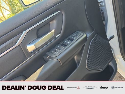 New 2026 RAM 1500 4x4 Crew Cab image 11
