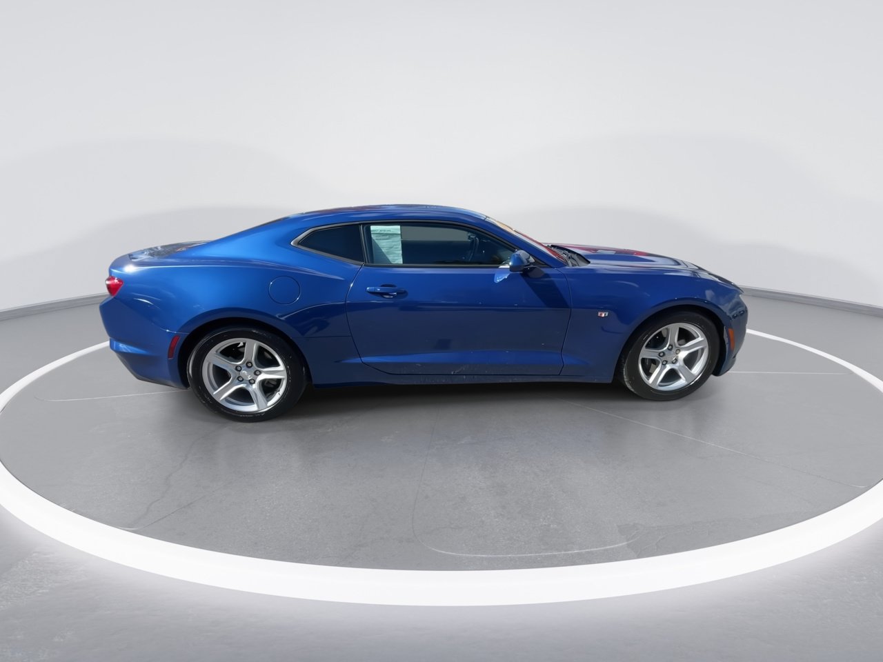 Used 2023 Chevrolet Camaro LT RWD image 22