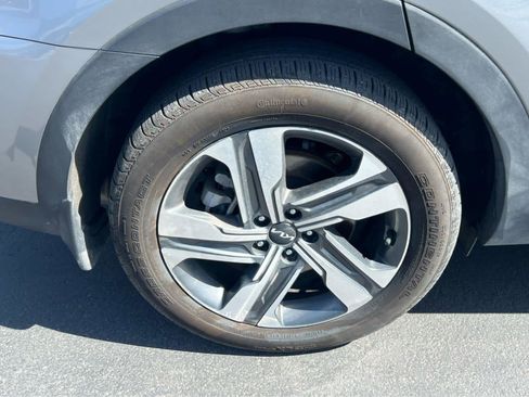 Used 2024 Kia Sorento SX Prestige AWD/4WD image 15