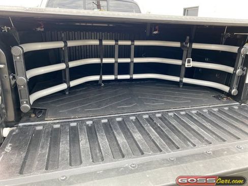 Used 2022 Toyota Tacoma SR w/ SX Package AWD/4WD image 9