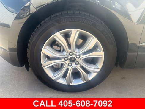 Used 2023 Ford Edge Titanium w/ Cargo Accessory Package AWD/4WD image 16
