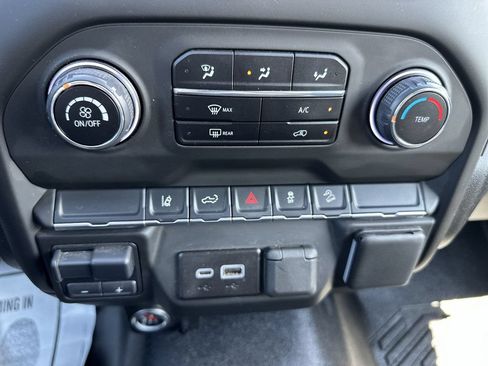 Used 2025 Chevrolet Silverado 2500 Custom w/ Custom Convenience Package AWD/4WD image 20