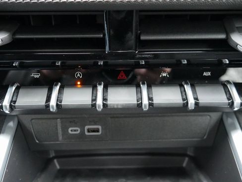 New 2026 Chevrolet Colorado LT w/ LT Convenience Package image 17