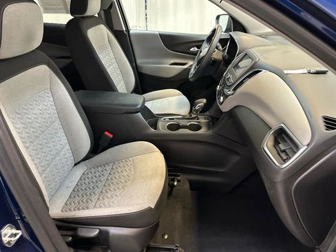 Used 2022 Chevrolet Equinox LS w/ LS Convenience Package AWD/4WD image 14