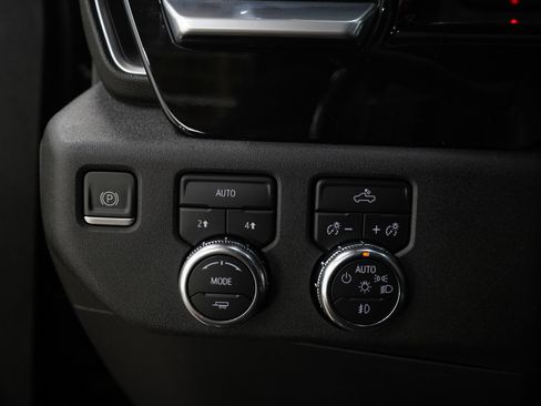 Used 2022 GMC Sierra 1500 Elevation w/ Max Trailering Package AWD/4WD image 25