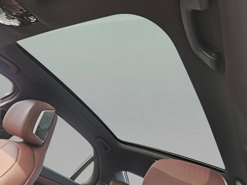 New 2026 BMW i7 eDrive50 w/ M Sport Package image 16