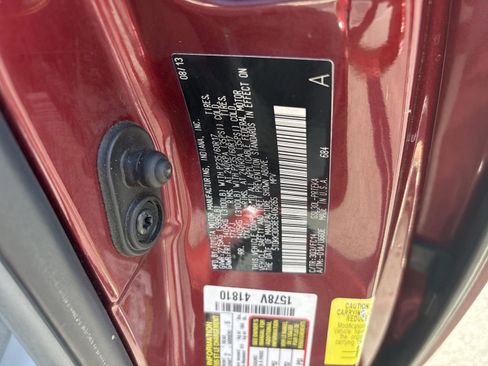 Used 2014 Toyota Sienna LE FWD image 32