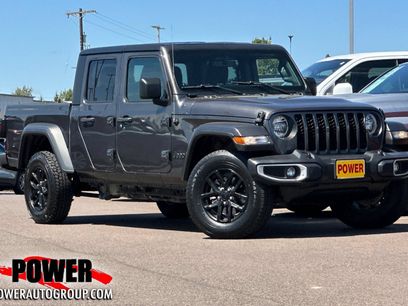 Used 2023 Jeep Gladiator Sport