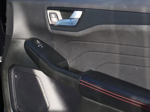 Used 2023 Ford Escape ST-Line image 16