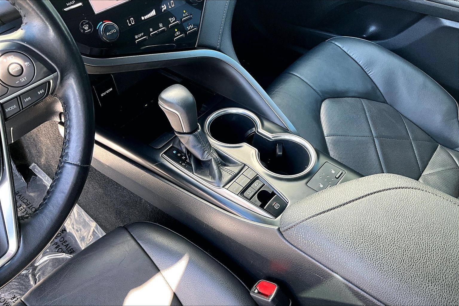 Used 2019 Toyota Camry XLE w/ Driver Assist Package FWD image 16