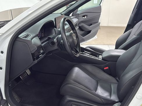 Used 2024 Honda Accord Sport image 12