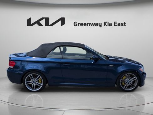 Used 2011 BMW 135i Convertible w/ Premium Pkg RWD image 5