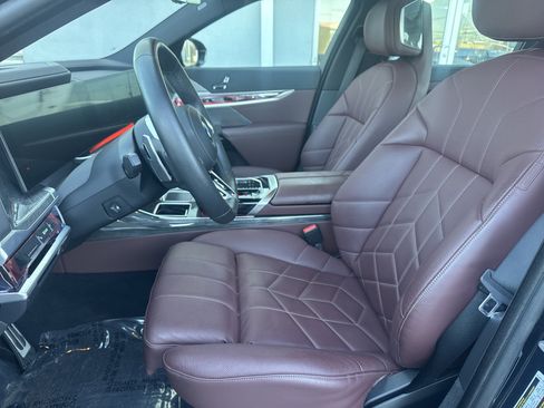 Used 2023 BMW 760i xDrive 760i xDrive image 15