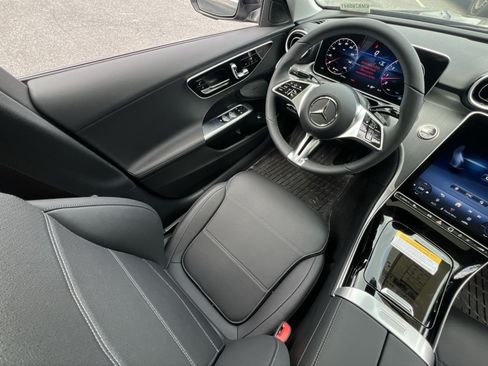 New 2026 Mercedes-Benz C 300 4MATIC Sedan image 16