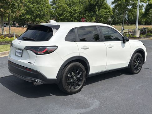 Certified 2024 Honda HR-V Sport image 9