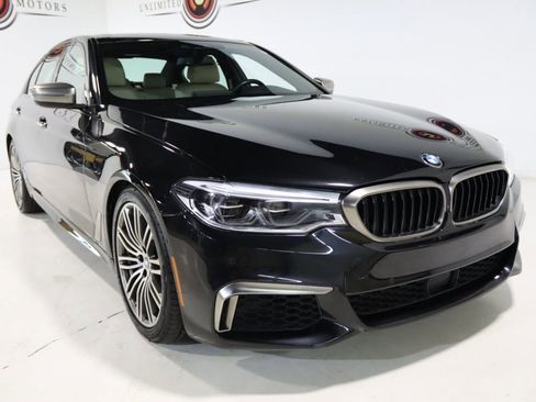 Used 2018 BMW M550i xDrive image 22
