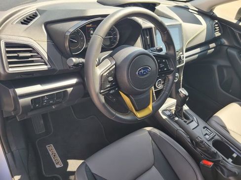 Used 2022 Subaru Crosstrek 2.5i Sport w/ Moonroof Package AWD/4WD image 9
