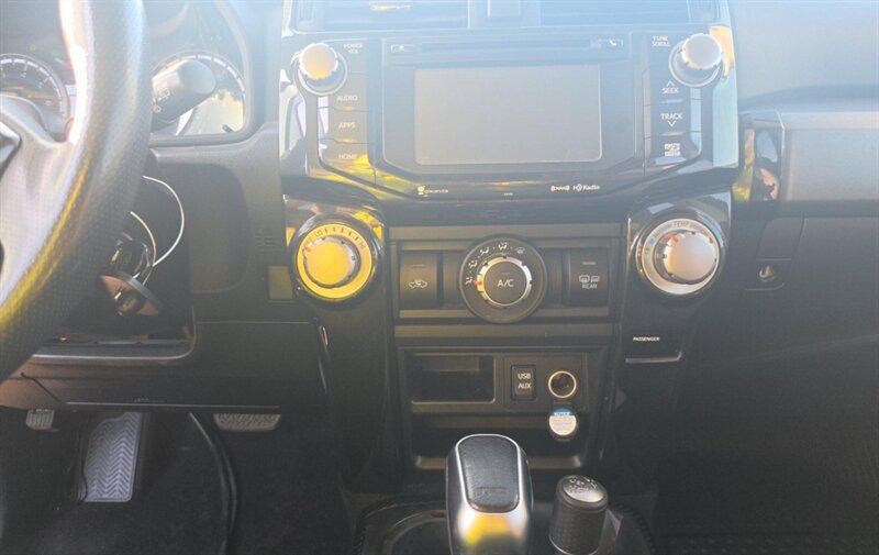 Used 2018 Toyota 4Runner TRD Pro AWD/4WD image 11