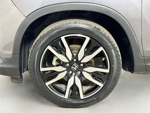 Used 2019 Honda Pilot Elite image 33