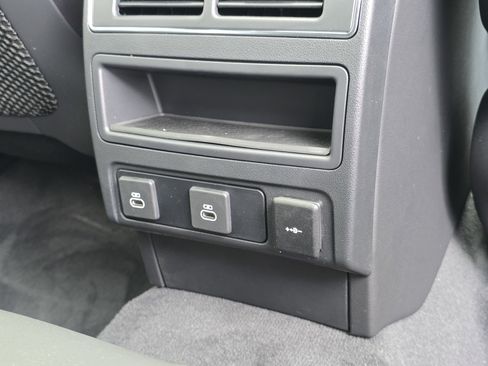 New 2026 Jaguar F-PACE R-Dynamic S image 24