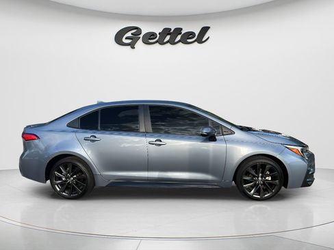 Certified 2024 Toyota Corolla SE FWD image 4