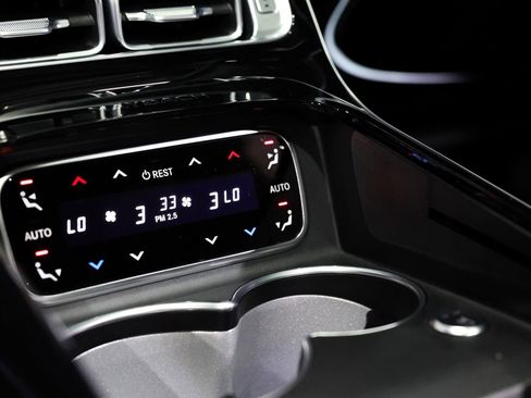 Used 2024 Mercedes-Benz Maybach S 580 Maybach S 580 4MATIC image 51