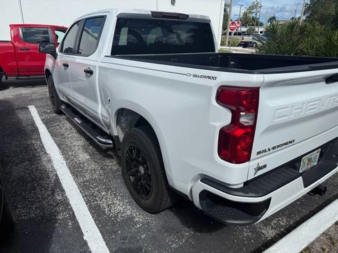 Used 2025 Chevrolet Silverado 1500 Custom RWD image 3