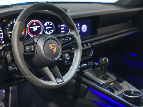 Used 2022 Porsche 911 GT3 image 29