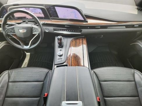 Used 2023 Cadillac Escalade Premium Luxury RWD image 26