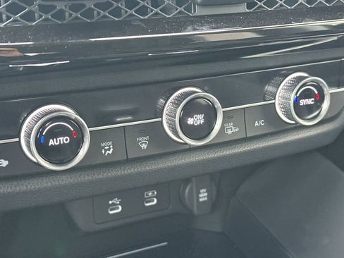 Certified 2025 Acura ADX FWD image 21