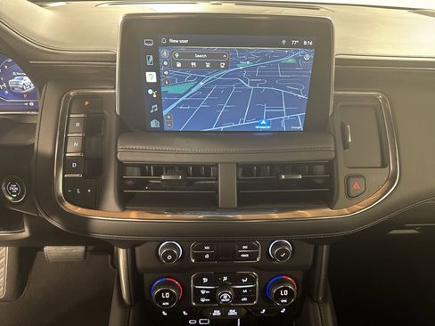 Used 2022 Chevrolet Tahoe Z71 w/ Off-Road Capability Package image 27