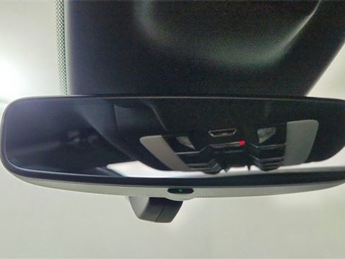 Used 2024 Porsche Macan w/ Premium Plus Package image 53