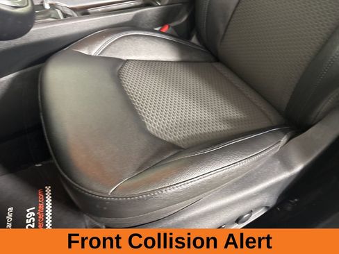 Used 2025 Jeep Compass Latitude w/ Sun & Sound Group image 12