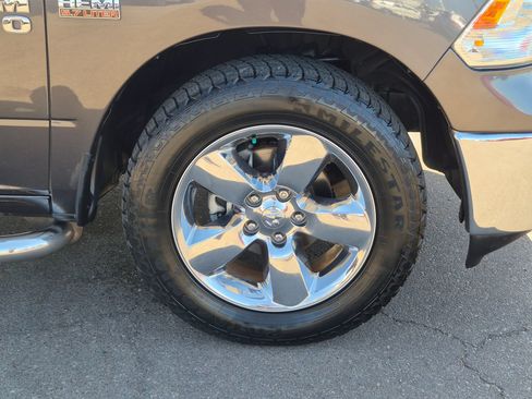 Used 2017 RAM 1500 Big Horn RWD image 7