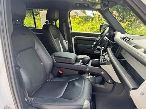 Used 2024 Land Rover Defender 110 S AWD/4WD image 20