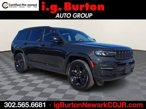 Certified 2023 Jeep Grand Cherokee L Limited w/ Black Appearance Package AWD/4WD image 1