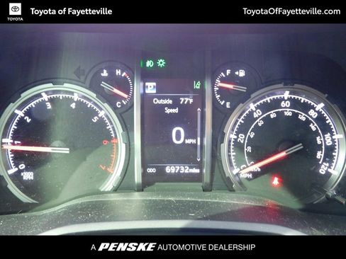 Used 2021 Toyota 4Runner TRD Off-Road Premium w/ Moonroof Package image 11