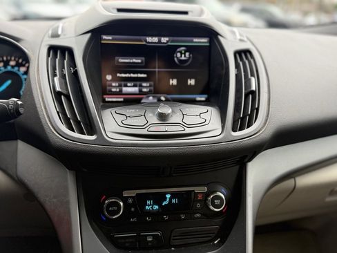 Used 2013 Ford Escape SE image 34