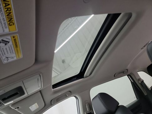 Used 2026 Honda CR-V EX-L image 24