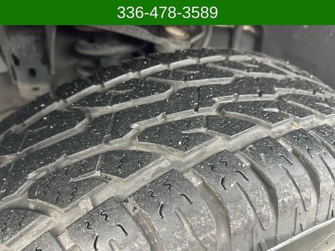 Used 2013 Ford F150 XLT w/ XLT Chrome Pkg image 27