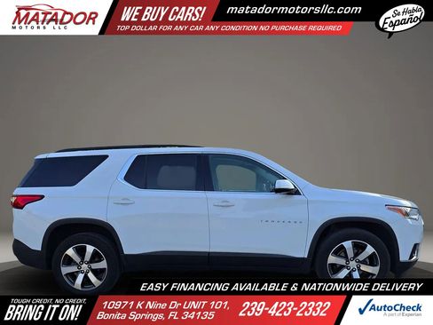 Used 2020 Chevrolet Traverse LT w/ LT Premium Package FWD image 3