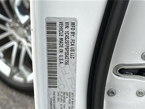 Used 2023 Jeep Grand Wagoneer L Series II w/ Premium Group II image 32