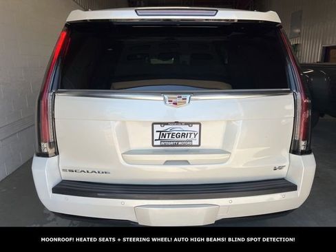 Used 2015 Cadillac Escalade Luxury image 7