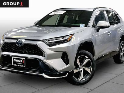 Used 2023 Toyota RAV4 SE w/ Weather & Moonroof Package