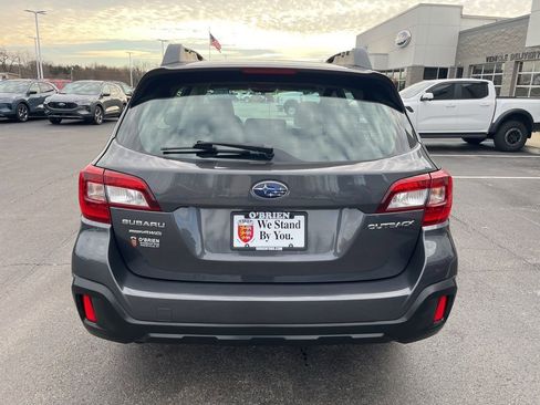 Used 2018 Subaru Outback 2.5i image 4
