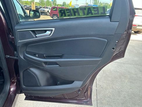 Used 2020 Ford Edge SEL w/ Convenience Package AWD/4WD image 15